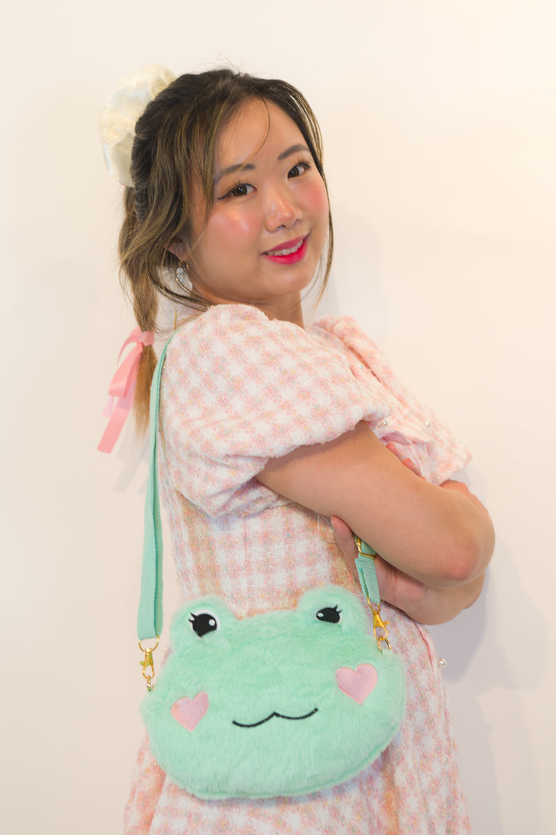 Minty Frog Adjustable Bag – Miss Candyholic